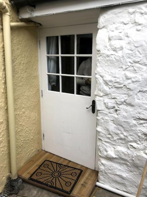 Lyme Clifftop Hideaway 莱姆里吉斯 外观 照片